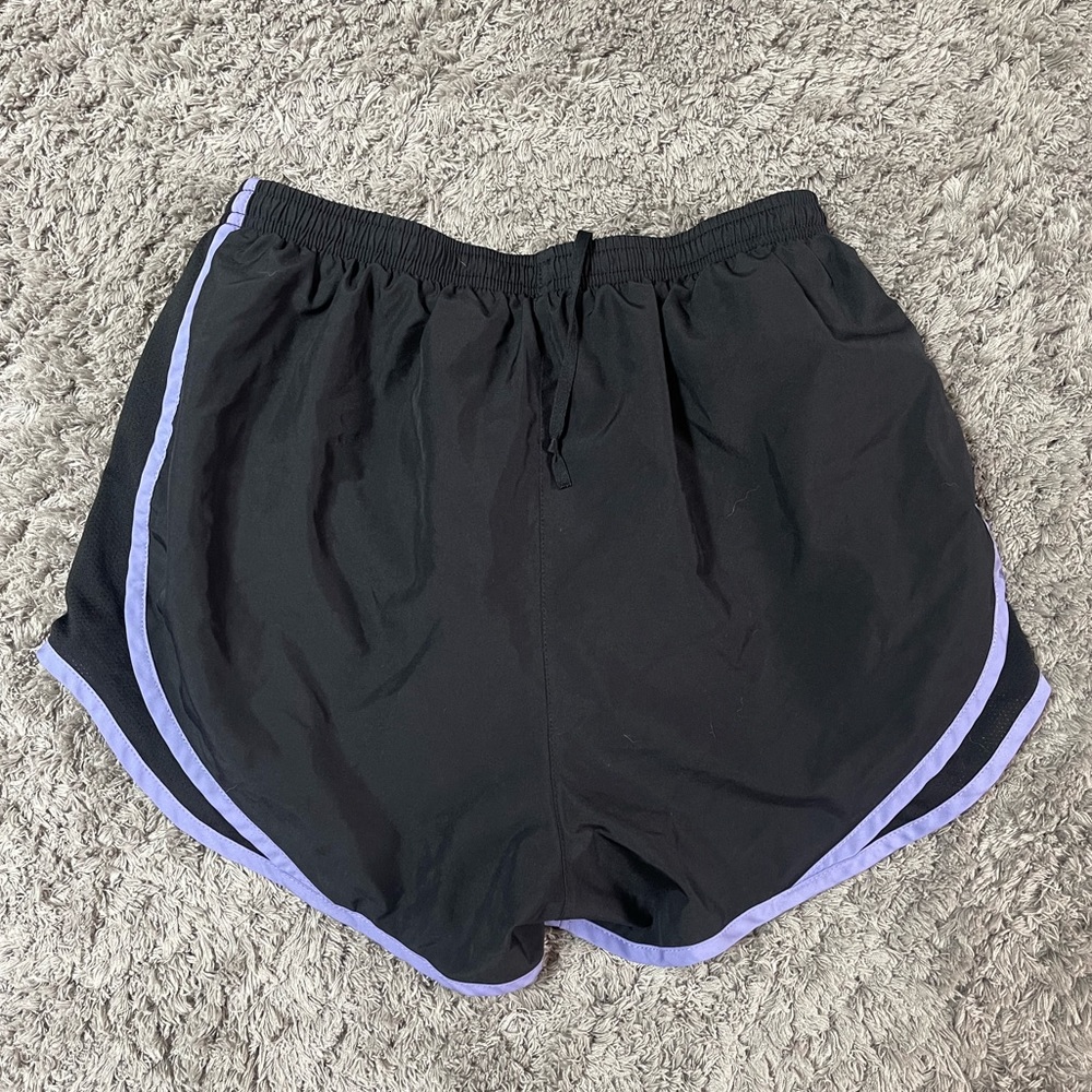 NIKE | Women’s Dri Fit Shorts - Picture 4 of 4